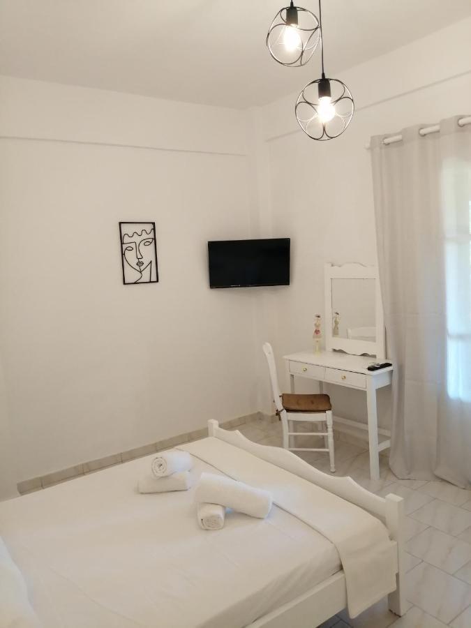 Pericles Apartment Dassiá Eksteriør bilde